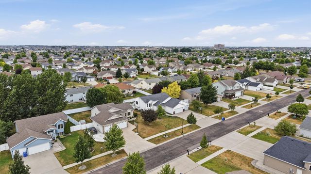 3671 Harrison Street S, Fargo, ND 58104