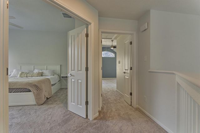 58 S Bethany Bend Circle, The Woodlands, TX 77382