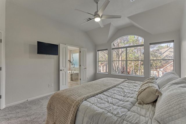 58 S Bethany Bend Circle, The Woodlands, TX 77382