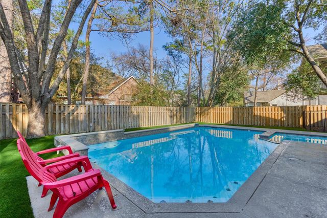 58 S Bethany Bend Circle, The Woodlands, TX 77382