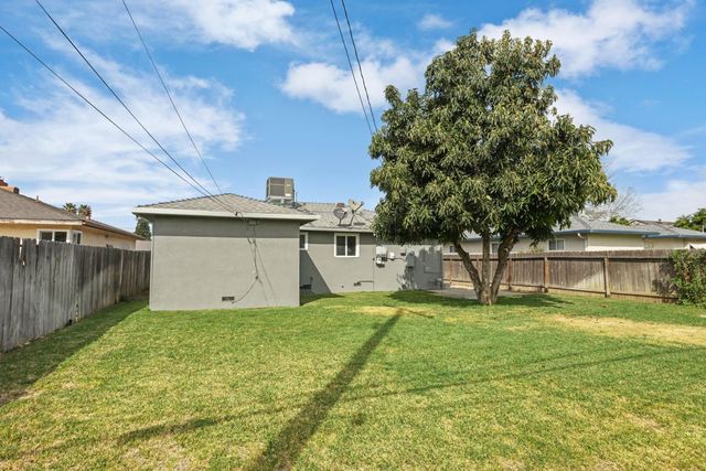 708 Ribier Ave, Lodi, CA 95240