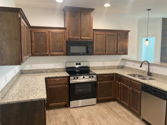4811 Henry Street, Greenville, TX 75401