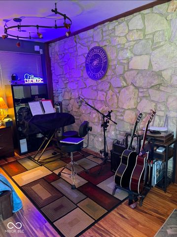 726 N Main Street, Carthage, IN 46115