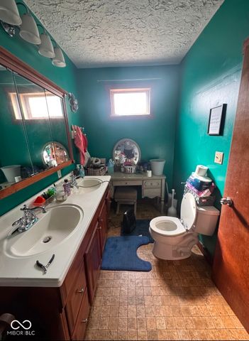 726 N Main Street, Carthage, IN 46115