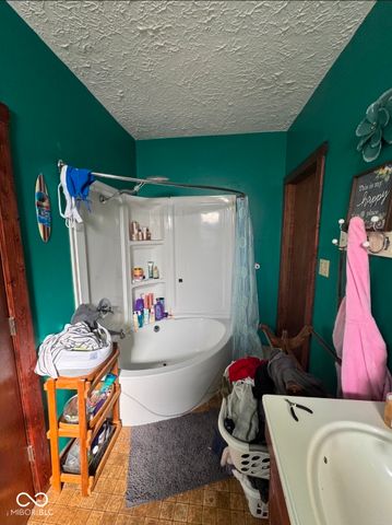 726 N Main Street, Carthage, IN 46115