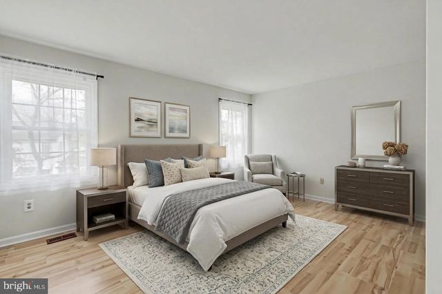 306 LOUNSBURY CT NE, Leesburg, VA 20176