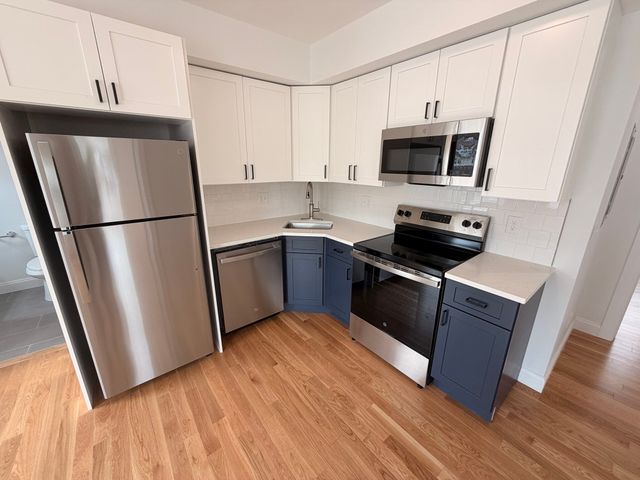 33 Pleasant St 3, Leominster, MA 01453