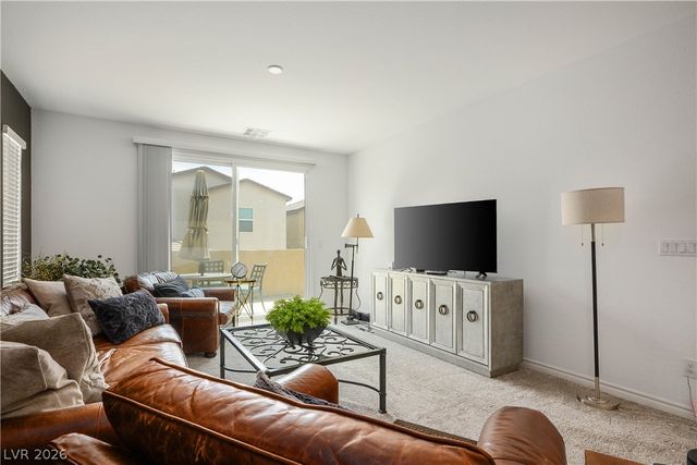 6839 Greensmen Avenue, Las Vegas, NV 89156