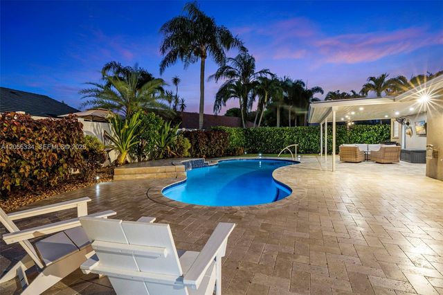 5621 Thornbluff Avenue, Davie, FL 33331