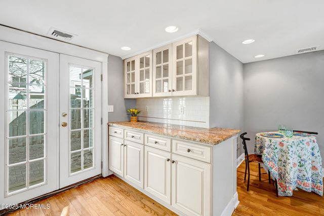 81 Inskip Avenue, Ocean Grove, NJ 07756