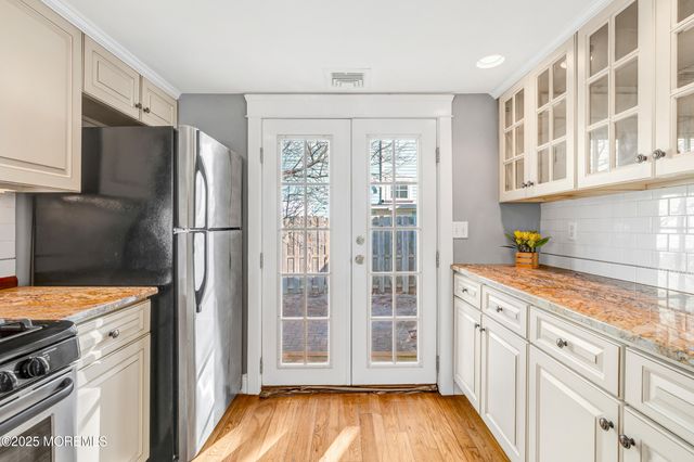 81 Inskip Avenue, Ocean Grove, NJ 07756