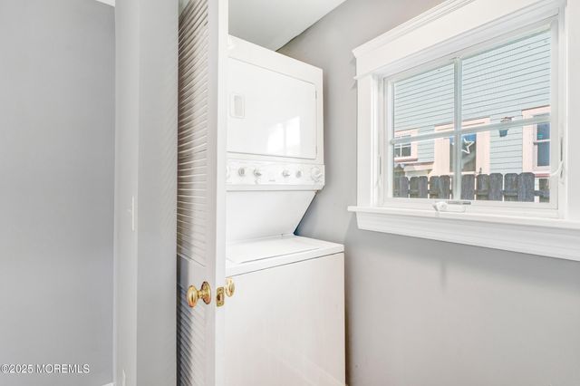 81 Inskip Avenue, Ocean Grove, NJ 07756