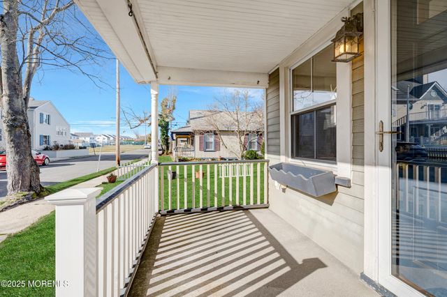 81 Inskip Avenue, Ocean Grove, NJ 07756