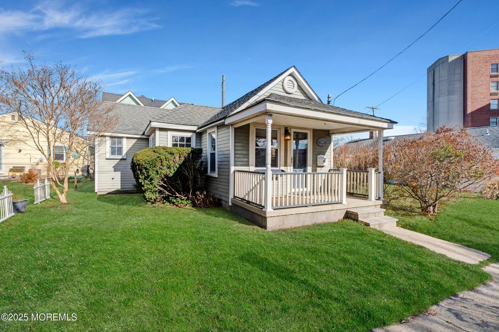 81 Inskip Avenue, Ocean Grove, NJ 07756