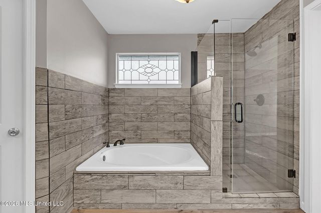 9158 Lakeside Drive, Olive Branch, MS 38654
