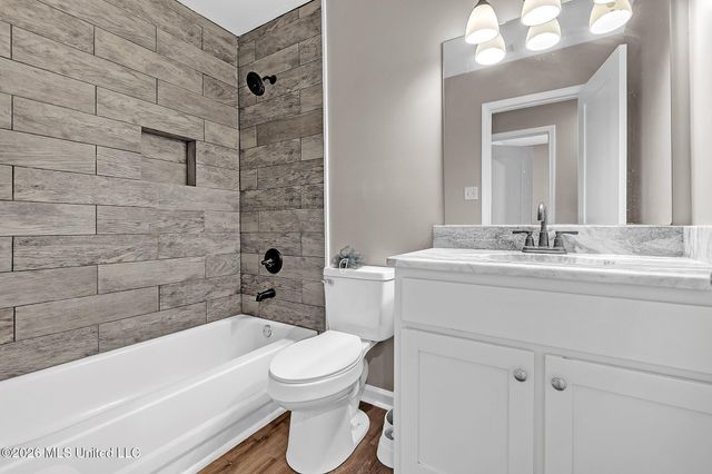 9158 Lakeside Drive, Olive Branch, MS 38654