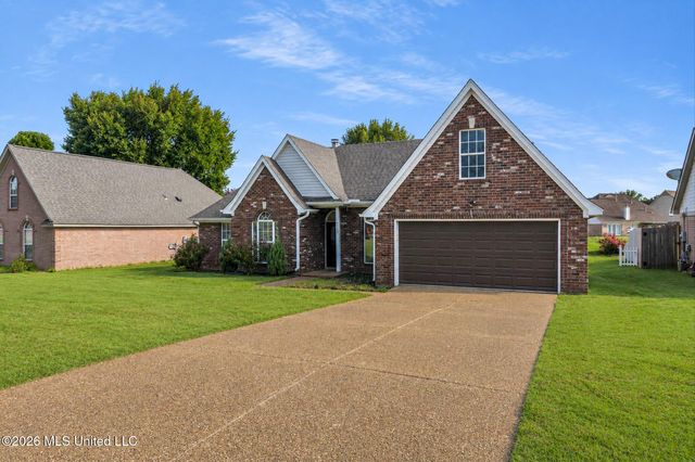 9158 Lakeside Drive, Olive Branch, MS 38654