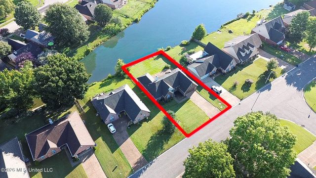 9158 Lakeside Drive, Olive Branch, MS 38654