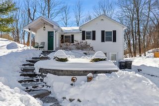 19 Curry Road, Mahopac, NY 10541