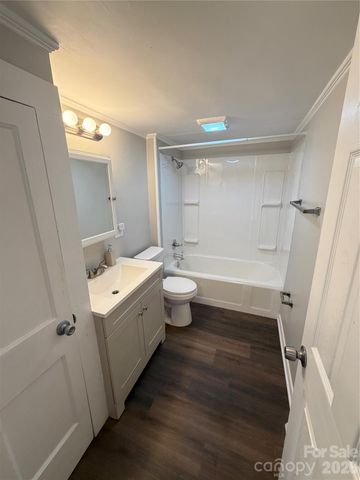 1003 W B Street, Kannapolis, NC 28081