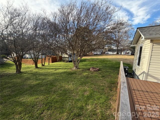 1003 W B Street, Kannapolis, NC 28081