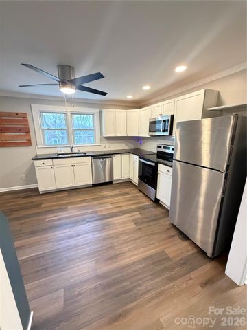 1003 W B Street, Kannapolis, NC 28081