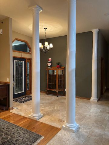 811 Anchor Lane, Portage City, MI 49002