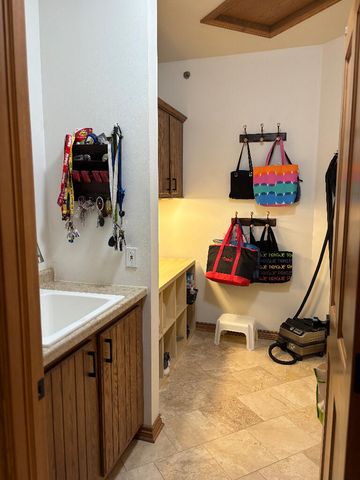 811 Anchor Lane, Portage City, MI 49002