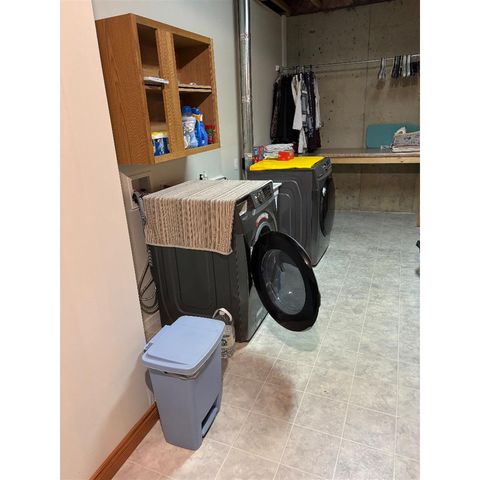 811 Anchor Lane, Portage City, MI 49002