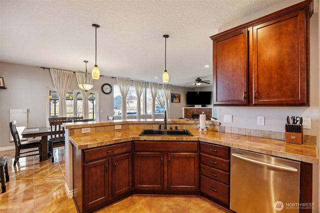 10212 NE Rd 5.9, Moses Lake, WA 98837