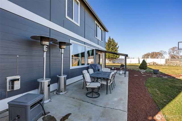 10212 NE Rd 5.9, Moses Lake, WA 98837