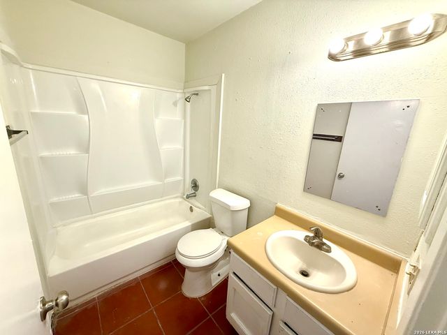 7806 Winsford, San Antonio, TX 78239