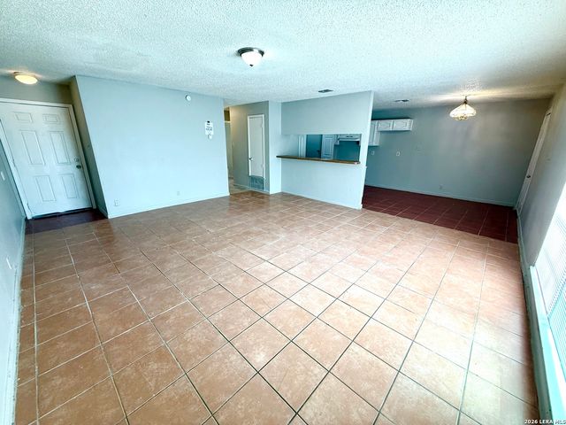 7806 Winsford, San Antonio, TX 78239