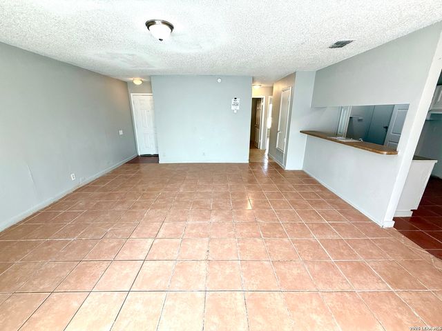 7806 Winsford, San Antonio, TX 78239