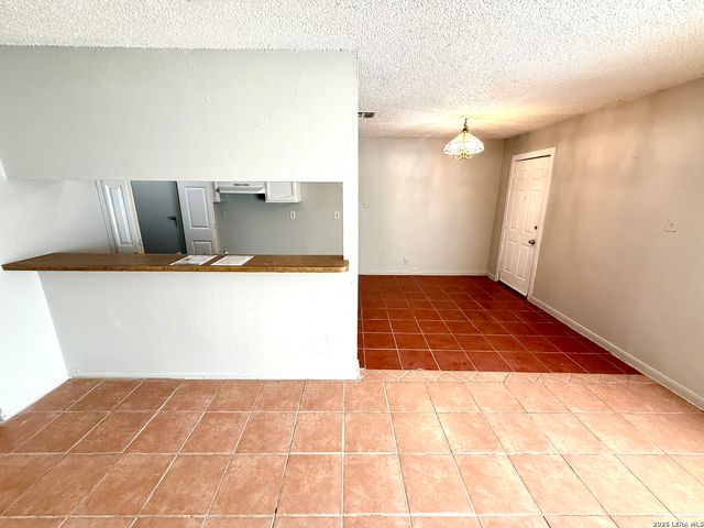 7806 Winsford, San Antonio, TX 78239