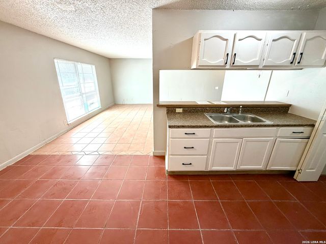 7806 Winsford, San Antonio, TX 78239