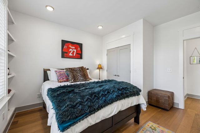 5829 Leslie Ave, Nashville, TN 37209