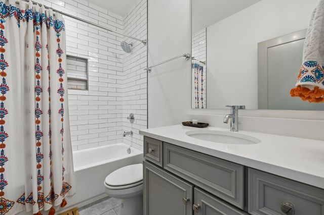 5829 Leslie Ave, Nashville, TN 37209