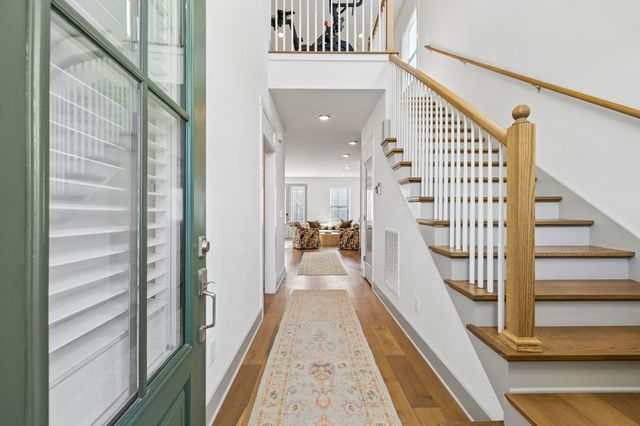 5829 Leslie Ave, Nashville, TN 37209