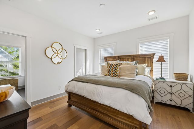 5829 Leslie Ave, Nashville, TN 37209