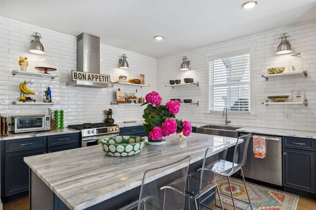 5829 Leslie Ave, Nashville, TN 37209