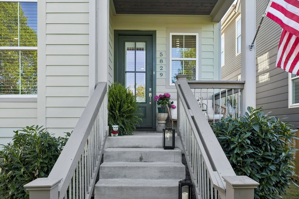 5829 Leslie Ave, Nashville, TN 37209