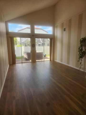 15729 NW Tenth Street NW, Pembroke Pines, FL 33028