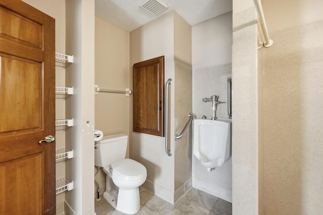 6137 Holywell Drive, Dublin, OH 43017