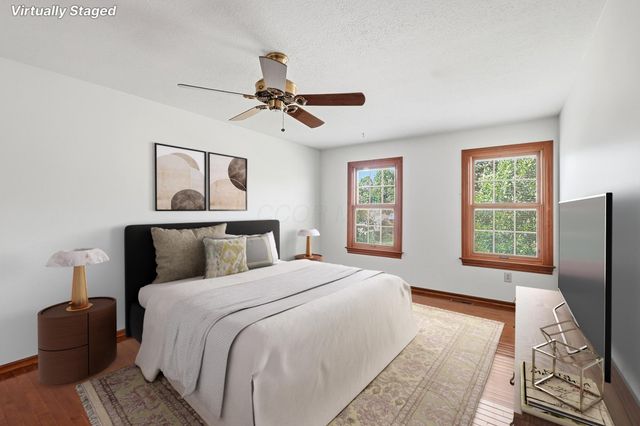 6137 Holywell Drive, Dublin, OH 43017