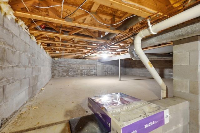 6137 Holywell Drive, Dublin, OH 43017