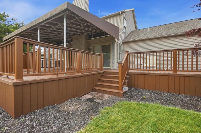 6137 Holywell Drive, Dublin, OH 43017