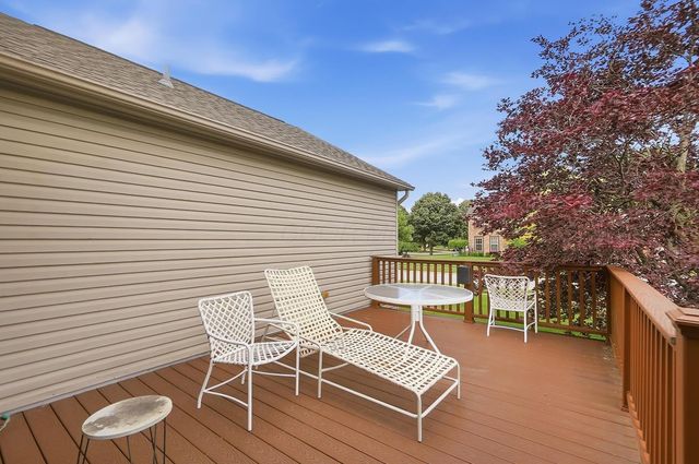 6137 Holywell Drive, Dublin, OH 43017
