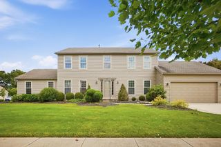 6137 Holywell Drive, Dublin, OH 43017