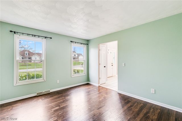 25 Willow Bend Drive, Canfield, OH 44406